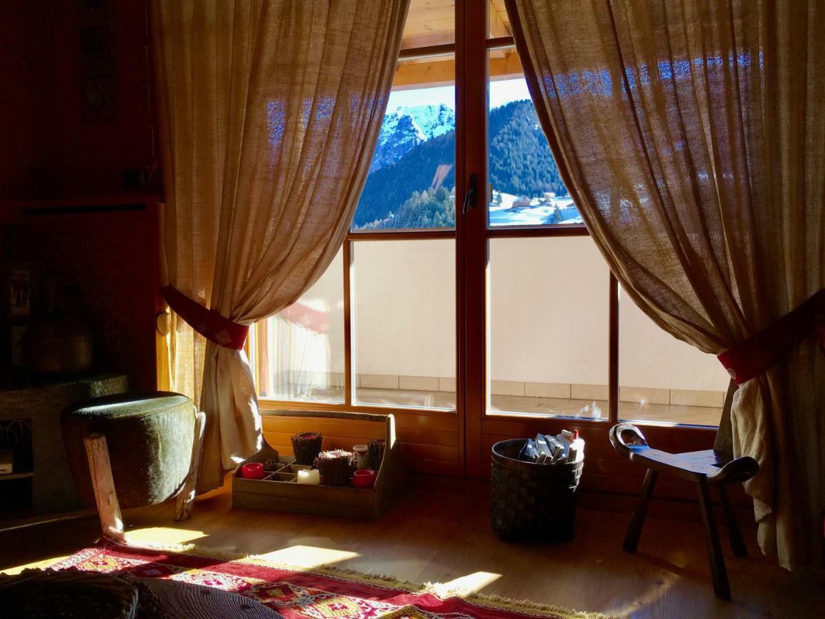 Апартаменты La Casa Dei Cuori Santa Cristina Val Gardena Экстерьер фото