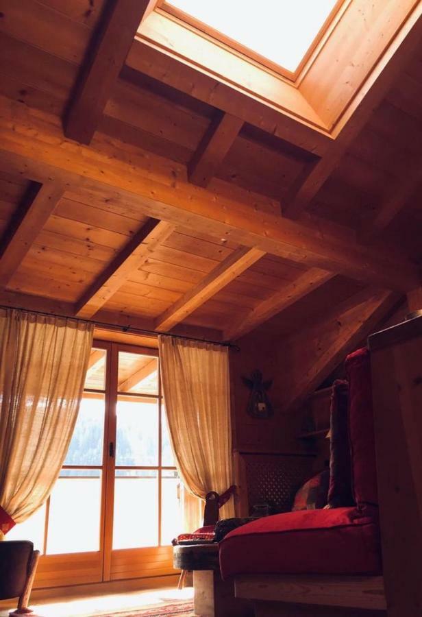 Апартаменты La Casa Dei Cuori Santa Cristina Val Gardena Экстерьер фото